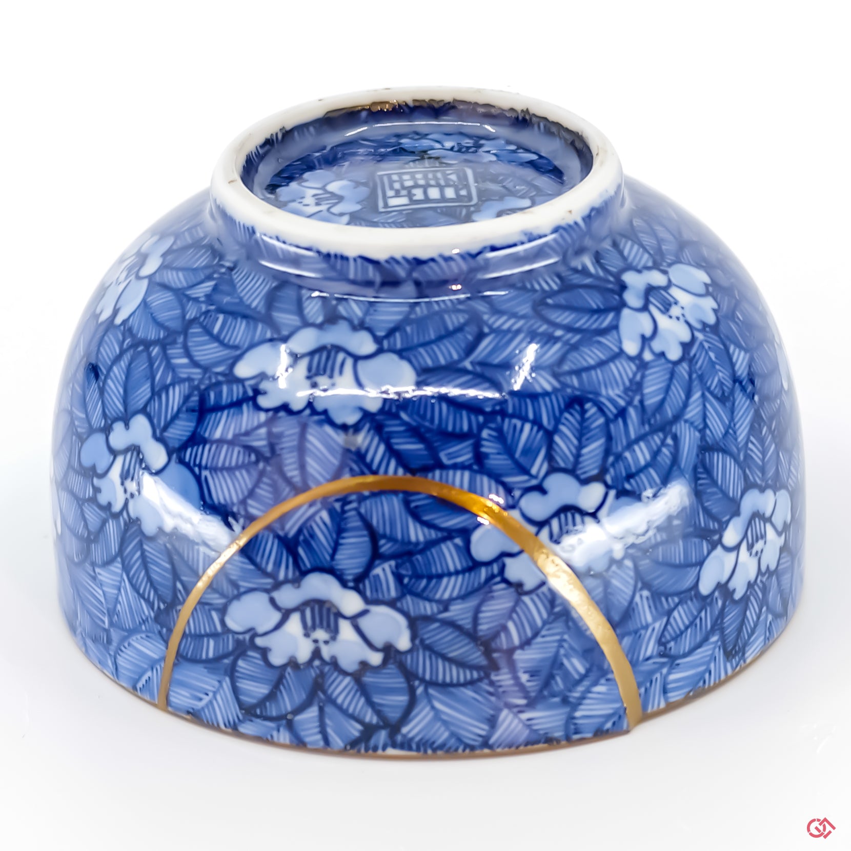Buy the Japanese art of Kintsugi up close: Witness the delicate brushstrokes of gold that transform imperfection into beauty.