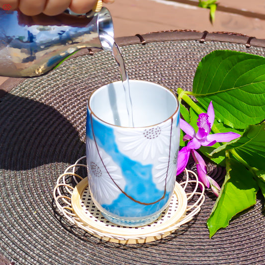 Image of Authentic Kintsugi pottery in use