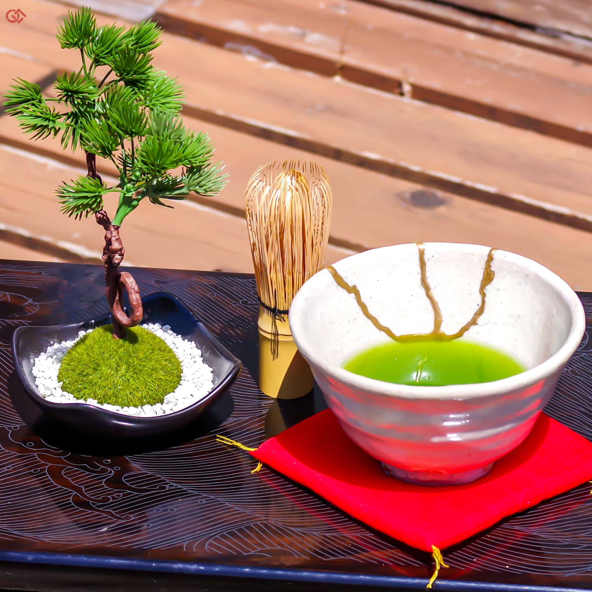 Image of Authentic Kintsugi pottery in use