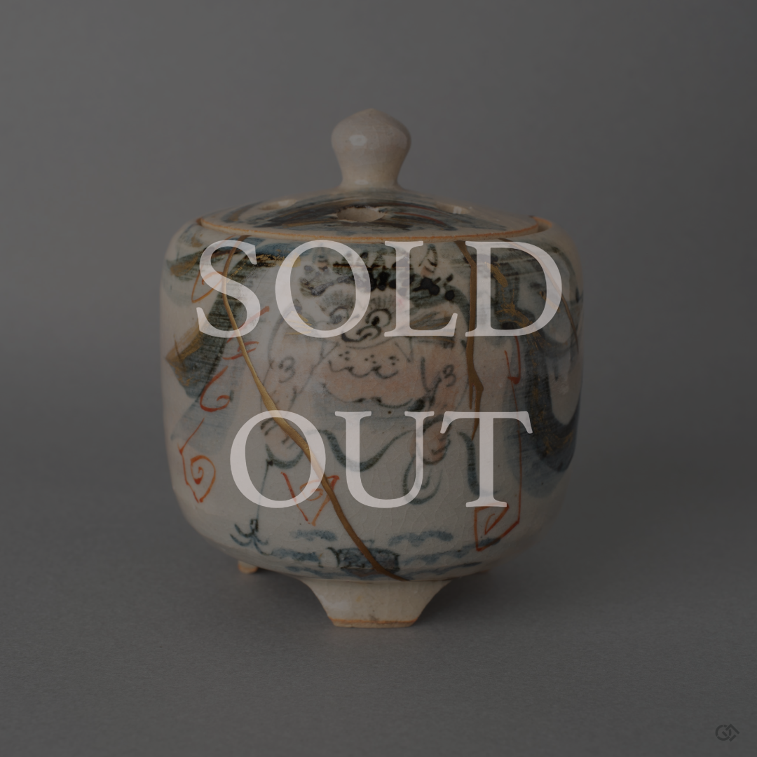 Kyoto incense burner adorned with 24K gold Kintsugi, symbolizing harmony between craft and imperfection — sold out.