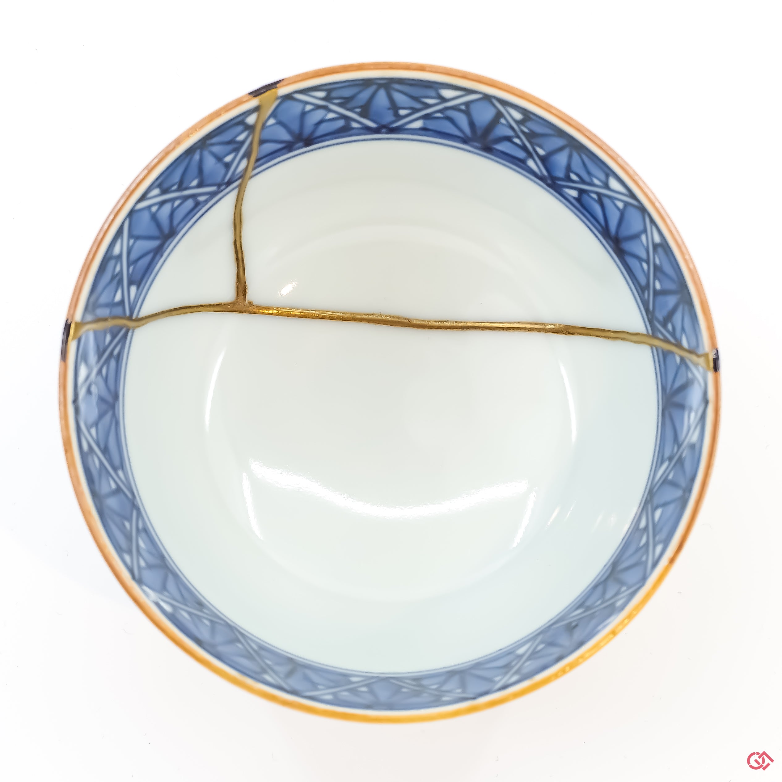 Photo of the top side of an authentic Kintsugi pottery, showing its overall design and features