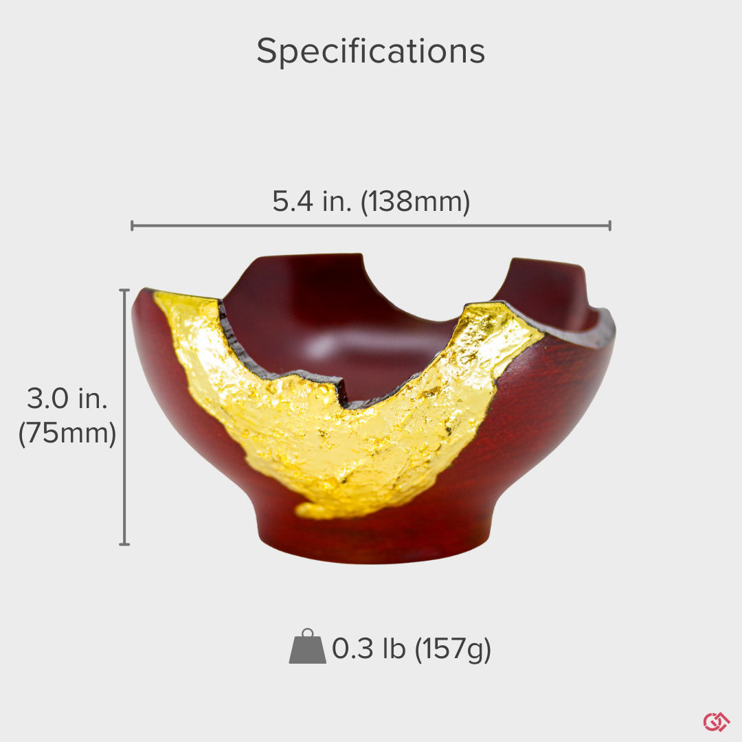lacquered wooden rock-like cup with size indication.