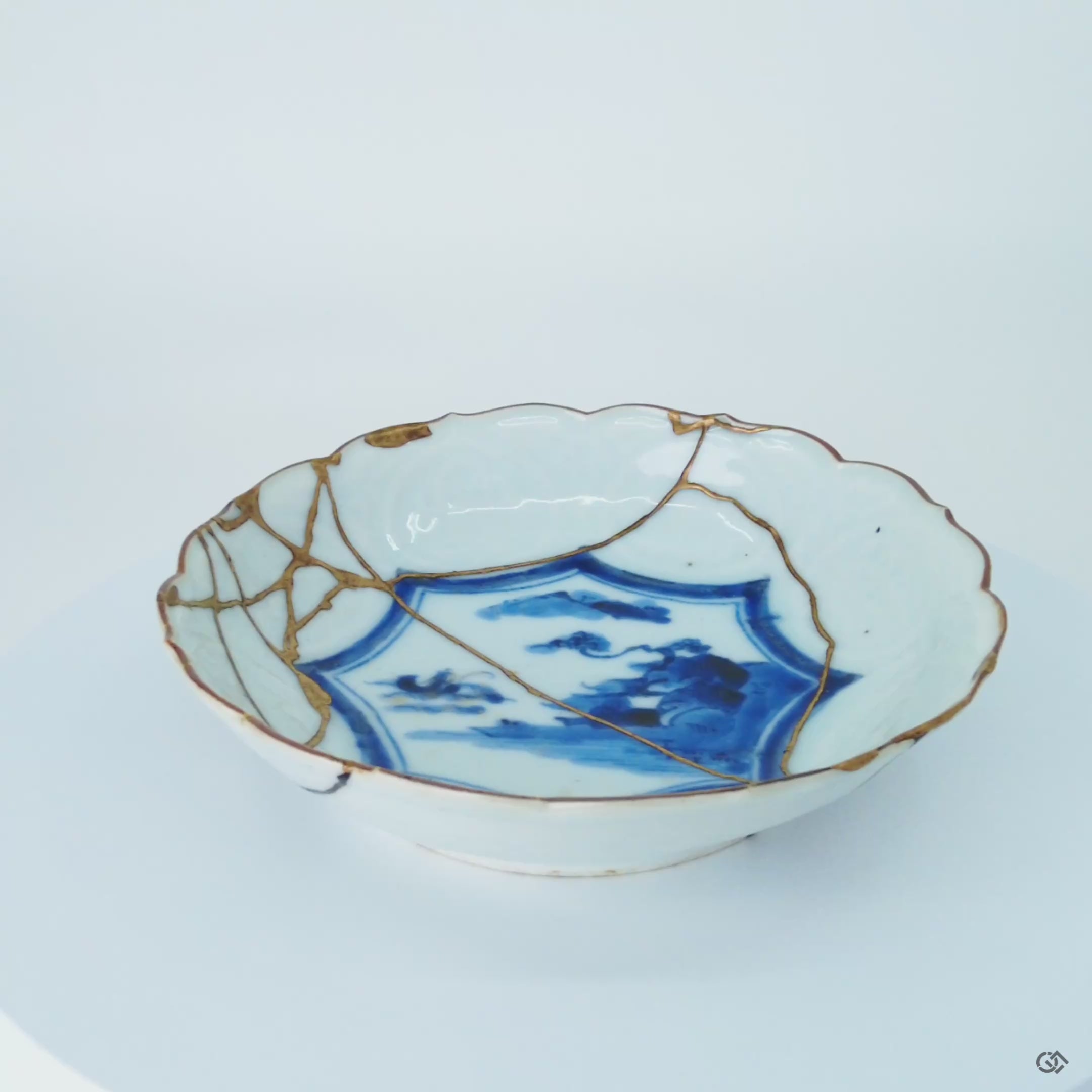 A 360-degree video of the Ko-Imari bowl, displaying the flow of its gold and lacquer kintsugi from all angles, a vision of resilience made beautiful.