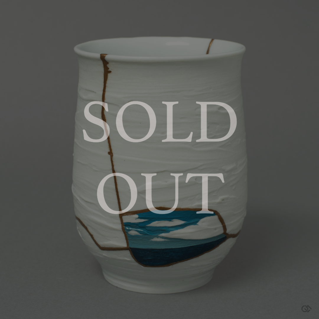 Sold-out-kintsugi tea cup pottery of nabeshima ware restored with urushi lacquer and pure gold.