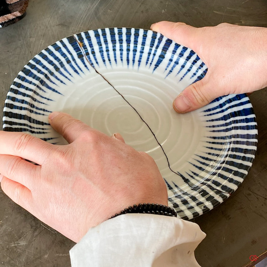 Traditional Kintsugi Repair with urushi