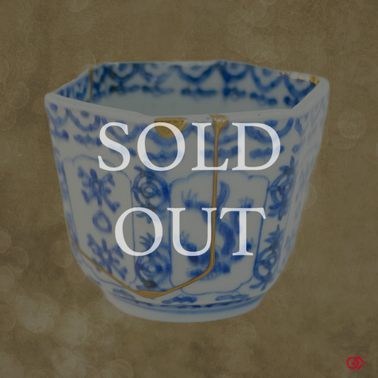 Authentic Kintsugi pottery with the description of sold out