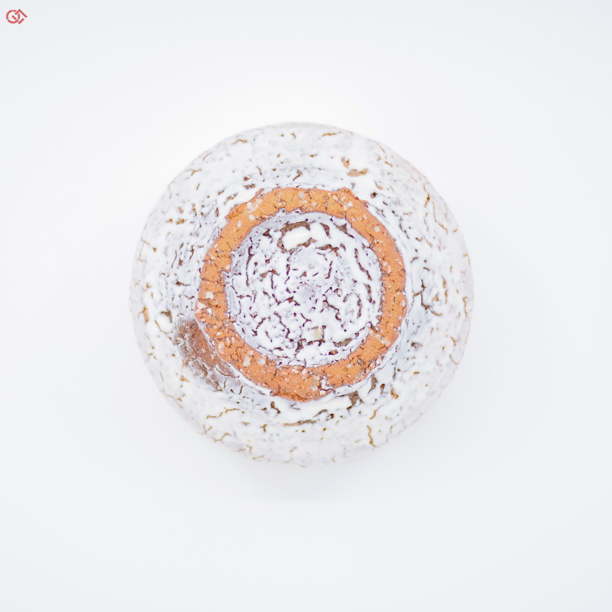 Photo of the bottom of authentic Kintsugi art