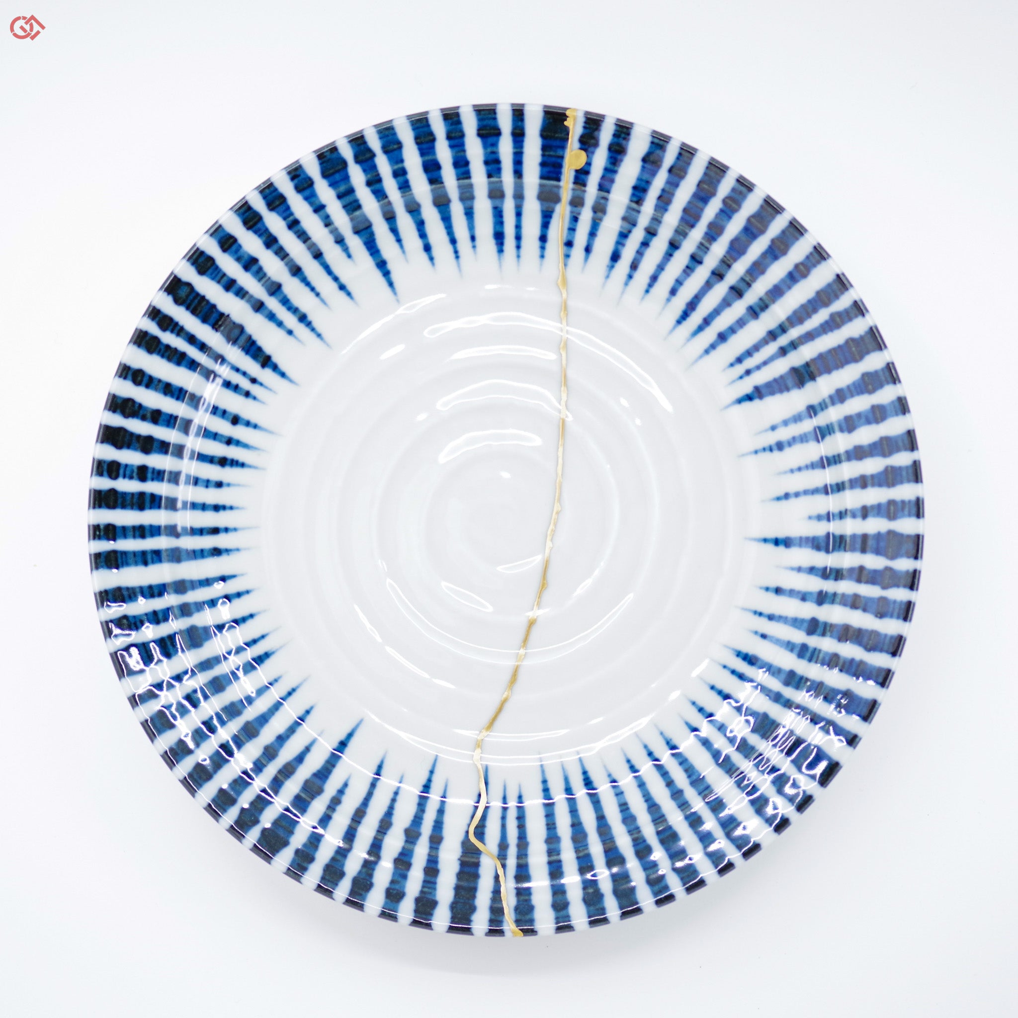 Photo of authentic Kintsugi art from above