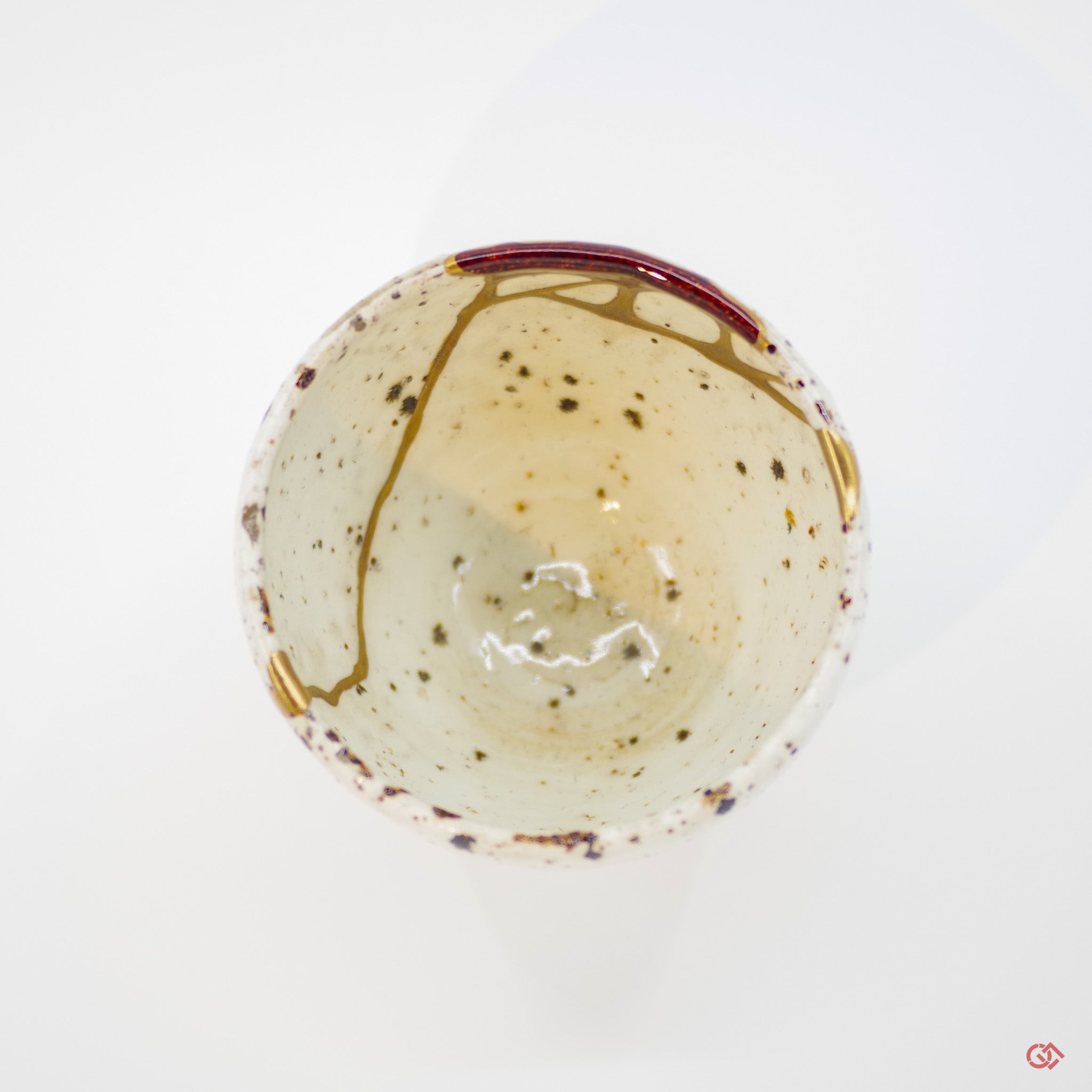 Photo of authentic Kintsugi art from above