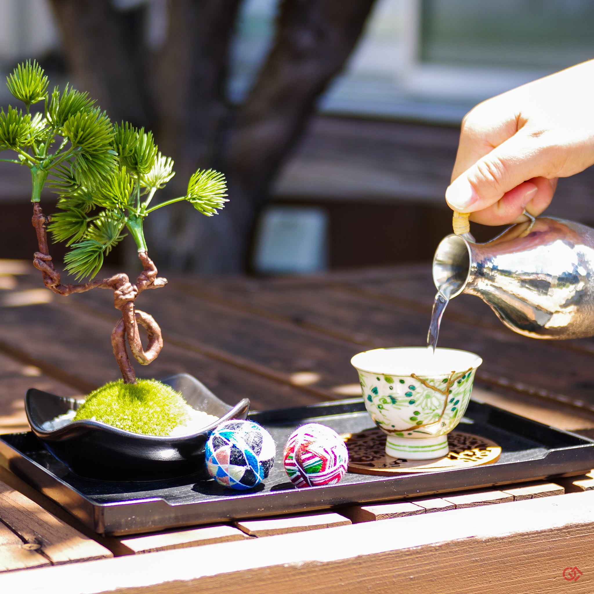 Image of authentic Kintsugi art in use