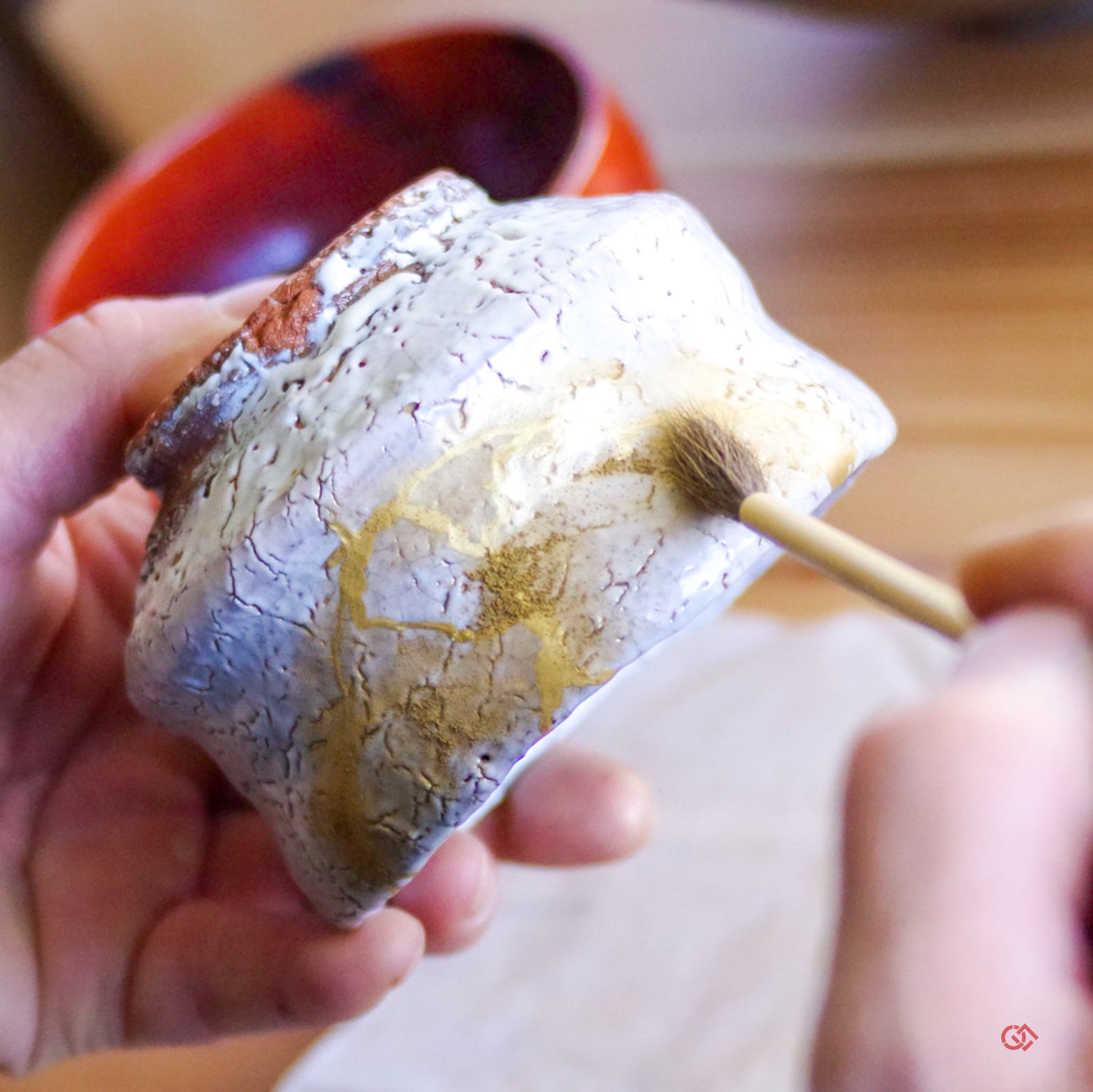 Traditional Kintsugi Repair with the 24k Gold