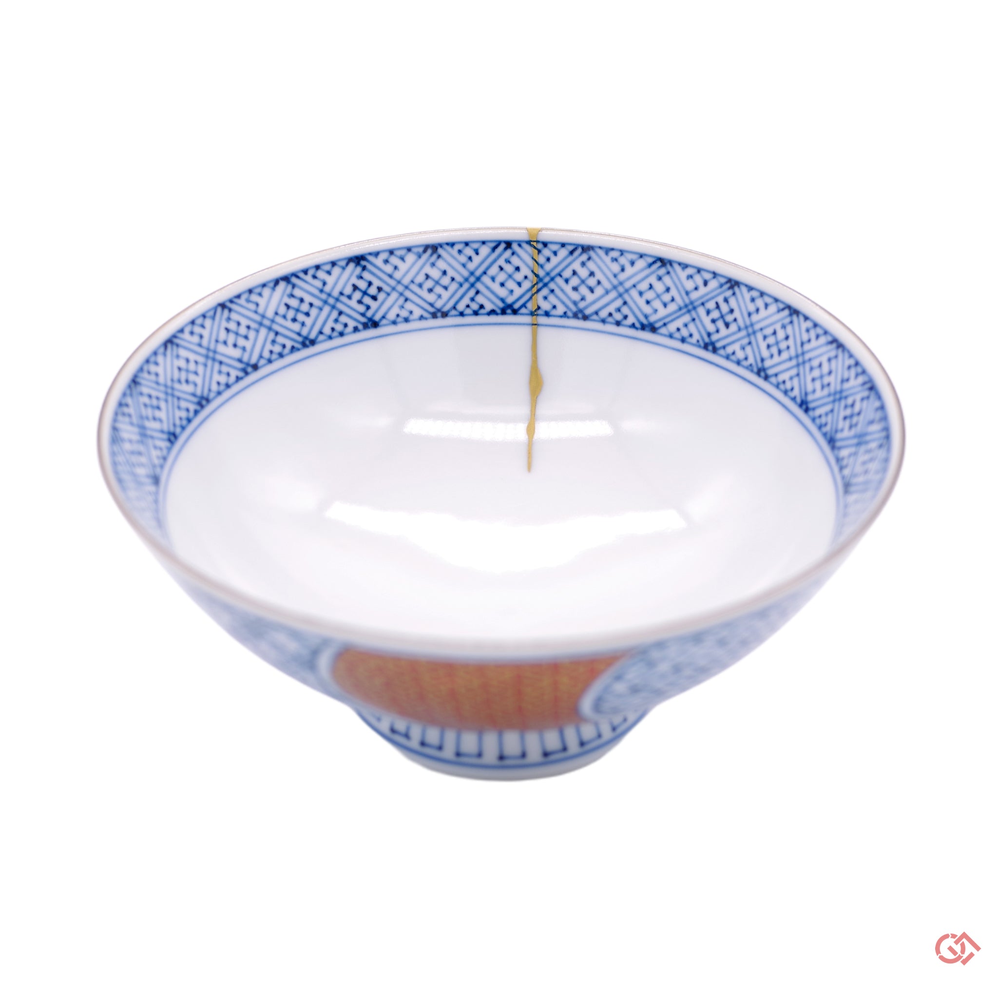 Kintsugi pottery