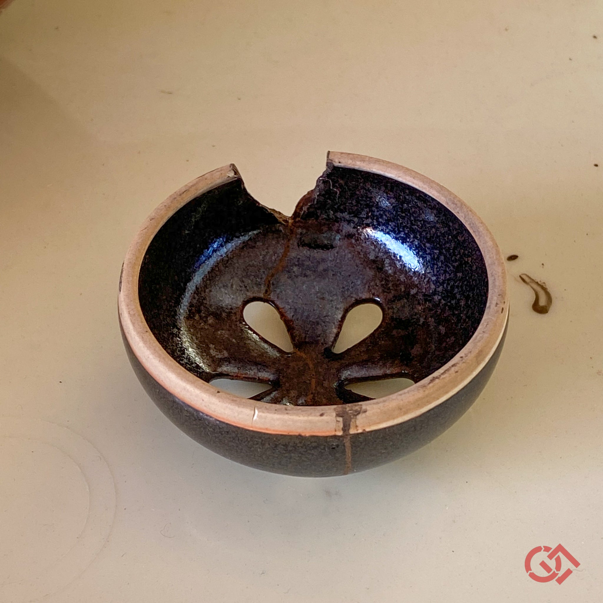 Japanese broken pottery