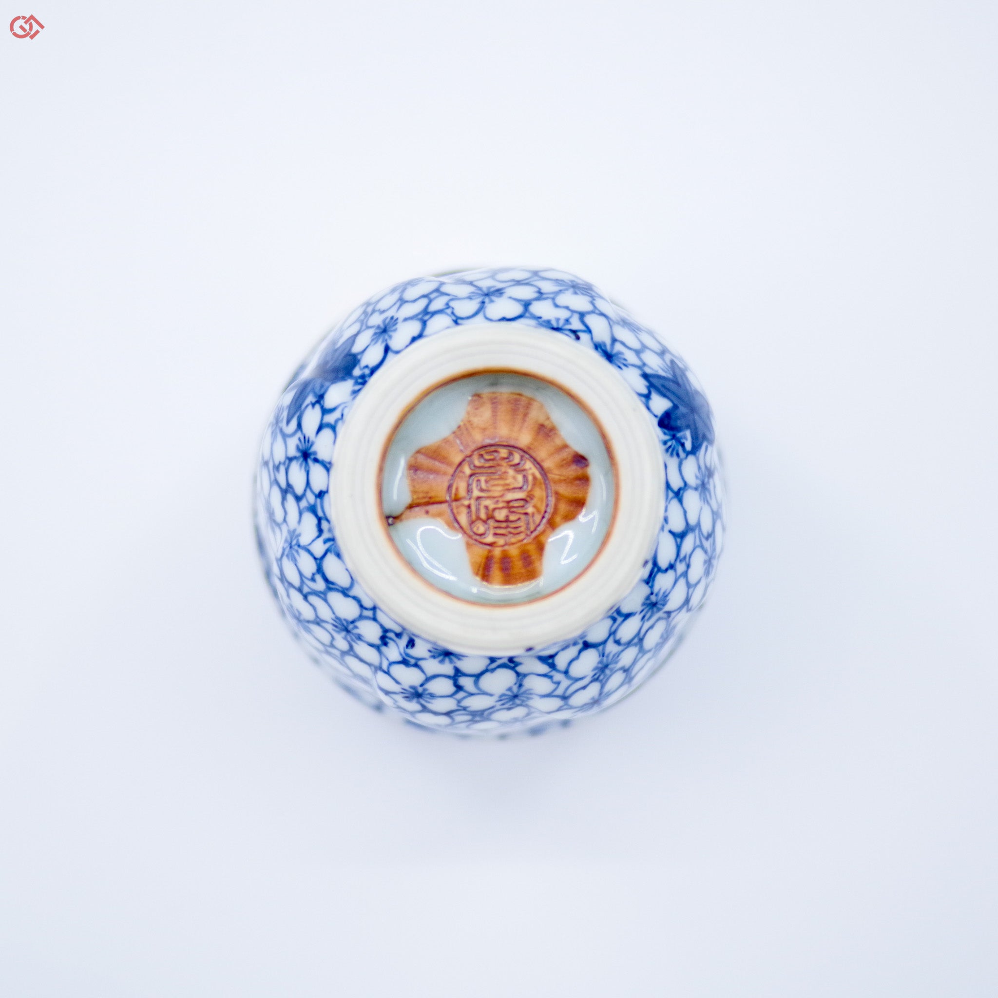 Photo of the bottom of authentic Kintsugi art