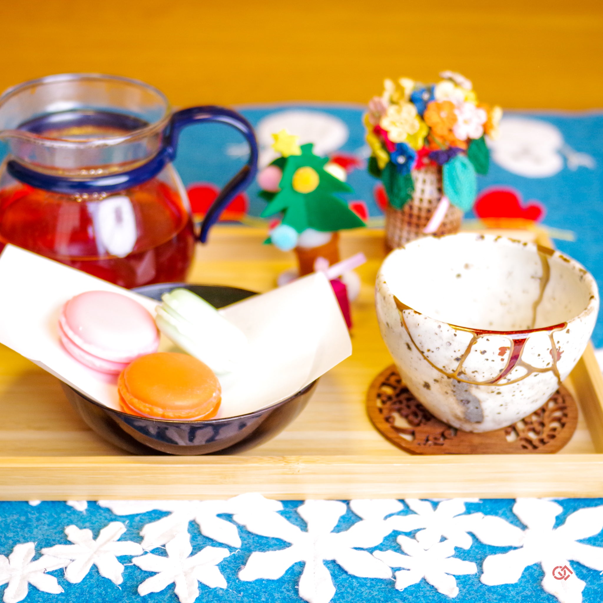 Image of authentic Kintsugi art in use