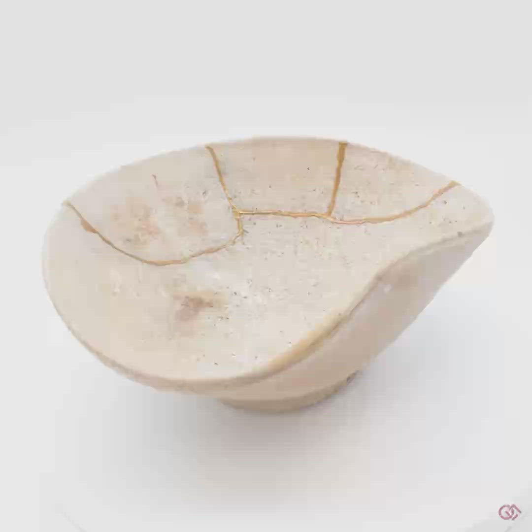 Authentic Kintsugi Matcha Bowl, Yama-Chawan, Seto Type