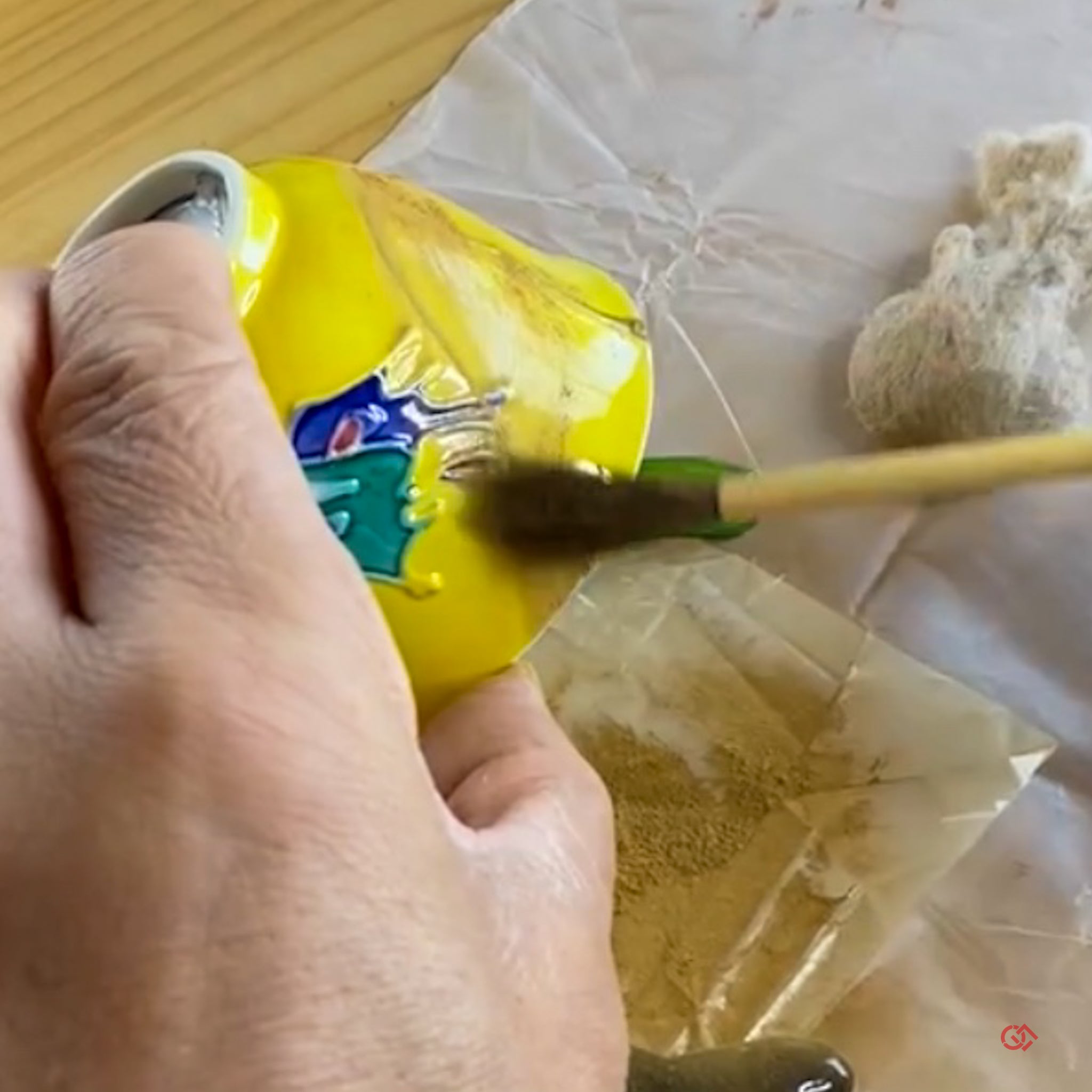 Traditional Kintsugi Repair with the 24k Gold