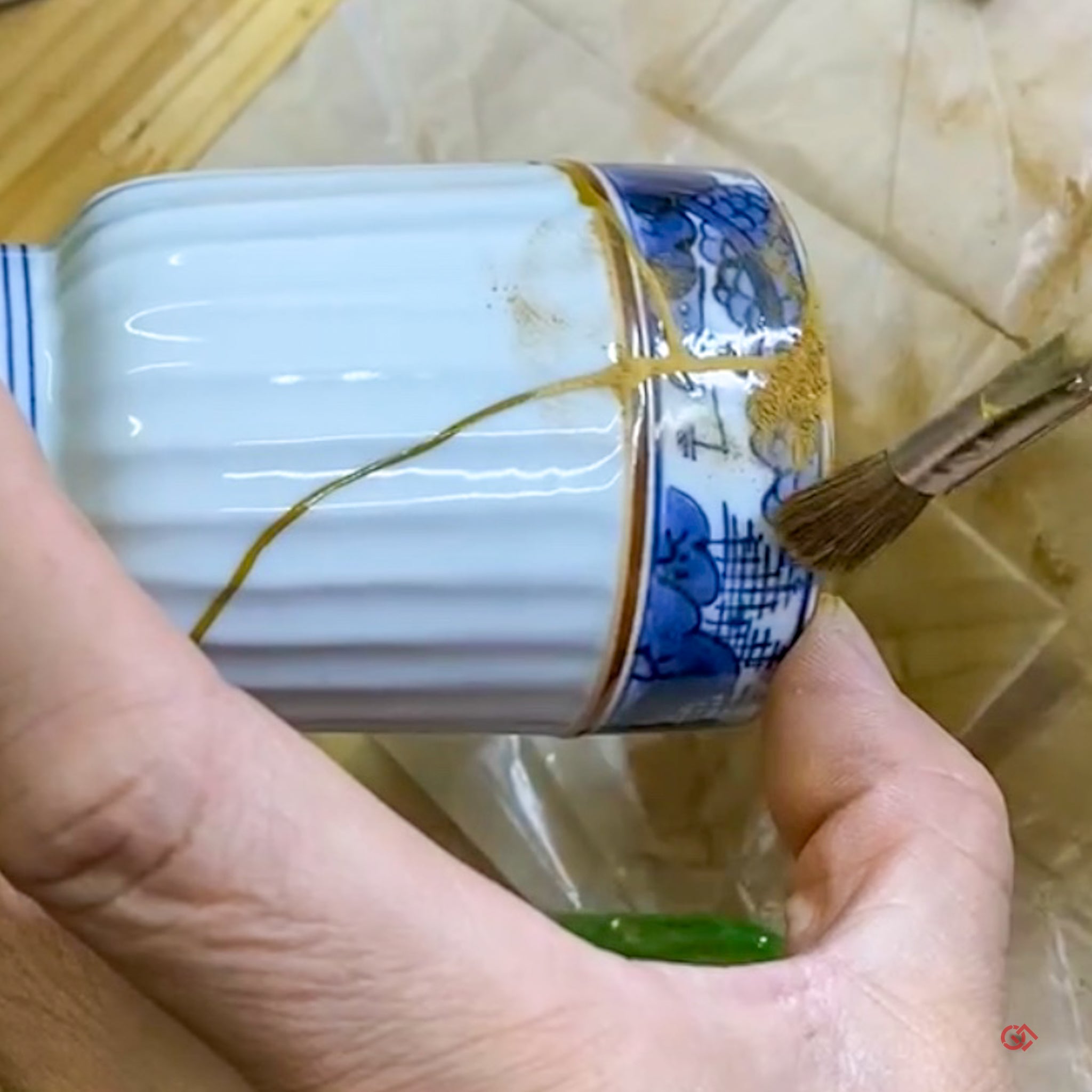 Traditional Kintsugi Repair with the 24k Gold