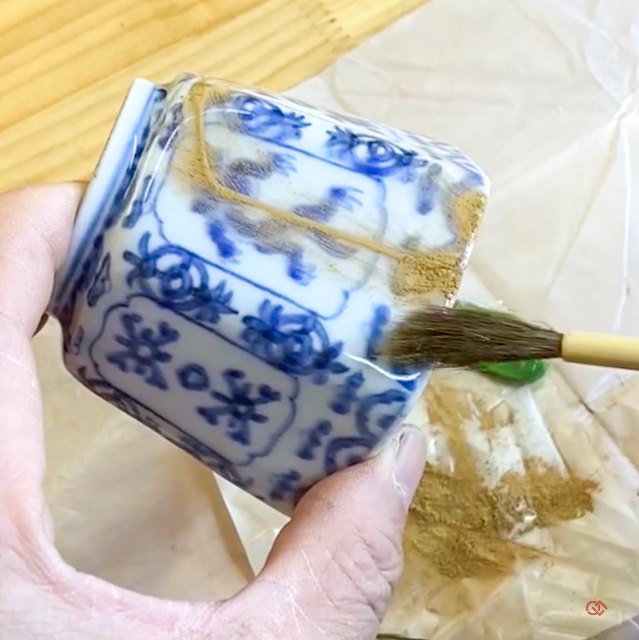 Traditional Kintsugi Repair with the 24k Gold