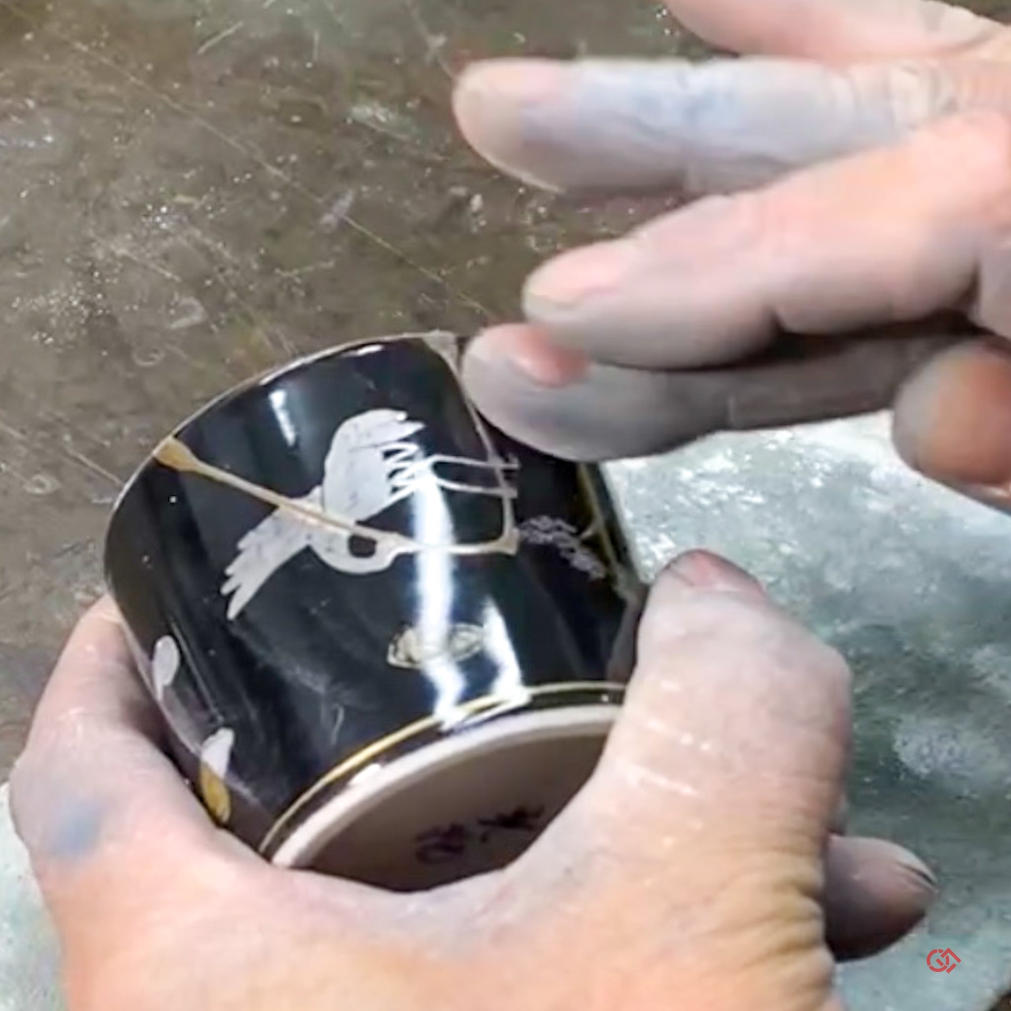 Traditional Kintsugi Repair with the 24k Gold