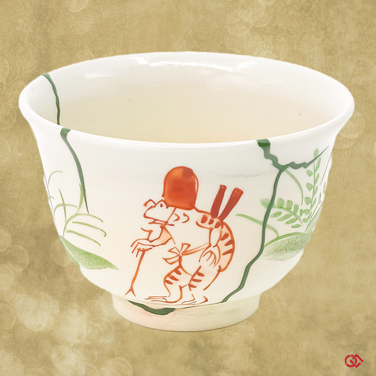 Handcrafted authentic Japanese Kintsugi pottery, embracing imperfection with golden beauty. Celebrate Wabi-sabi aesthetics with this unique Japanese ceramic.