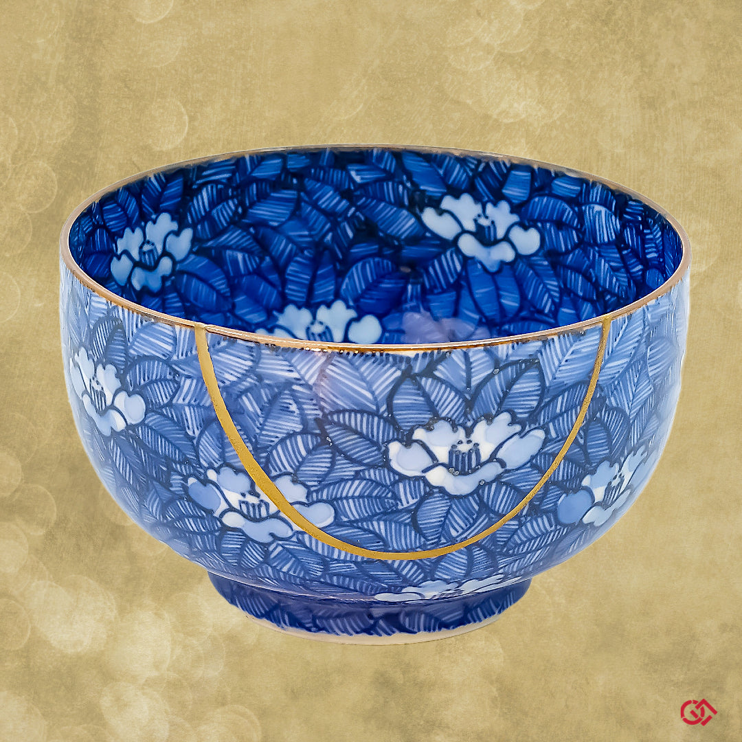 Handcrafted authentic Japanese Kintsugi pottery, embracing imperfection with golden beauty. Celebrate Wabi-sabi aesthetics with this unique Japanese ceramic.