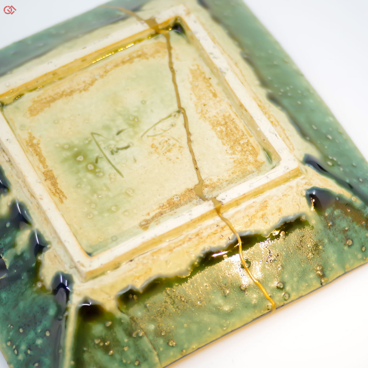 Enlarged view of Authentic Kintsugi pottery