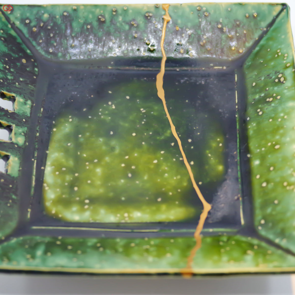Enlarged view of Authentic Kintsugi pottery