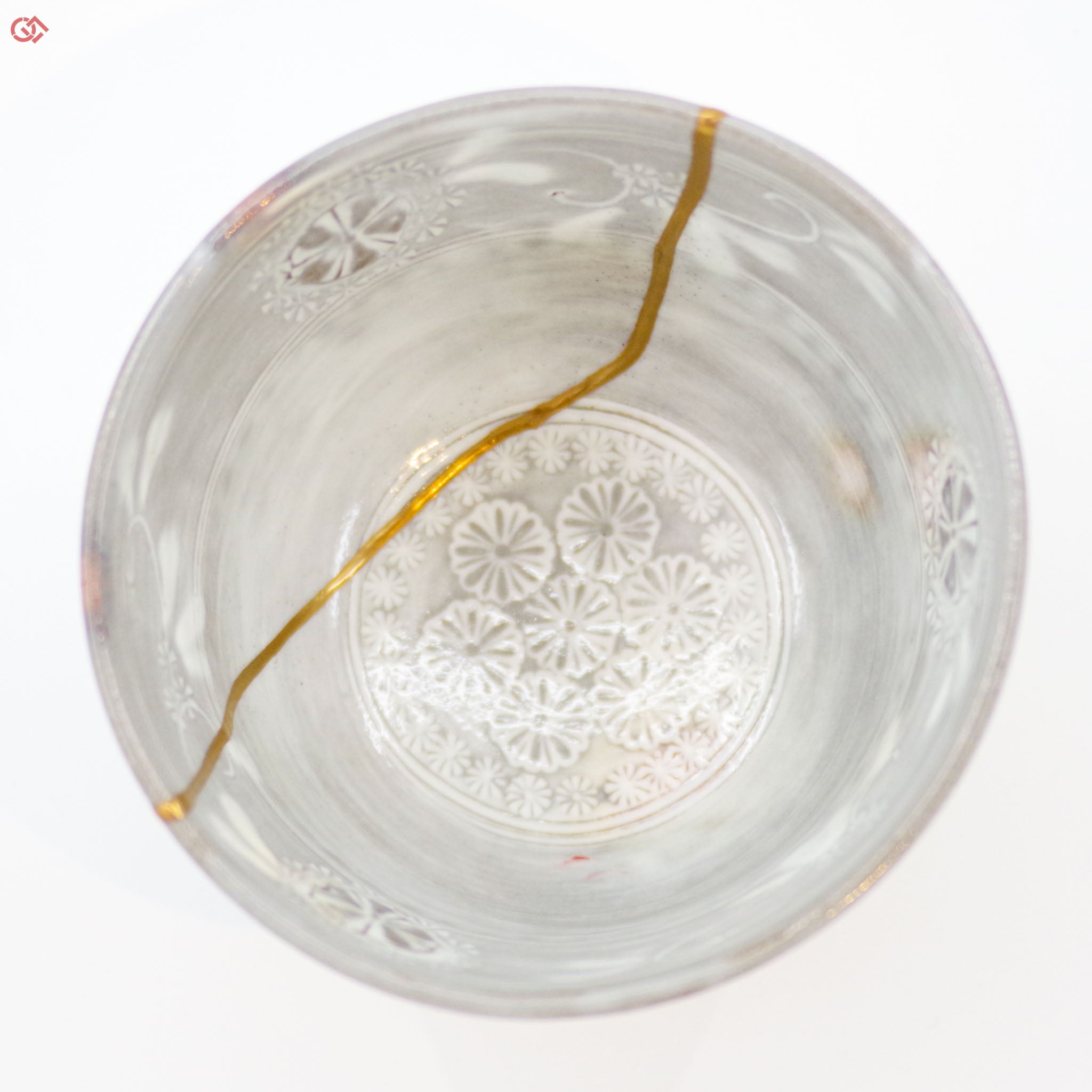 Image of Authentic Kintsugi pottery from above