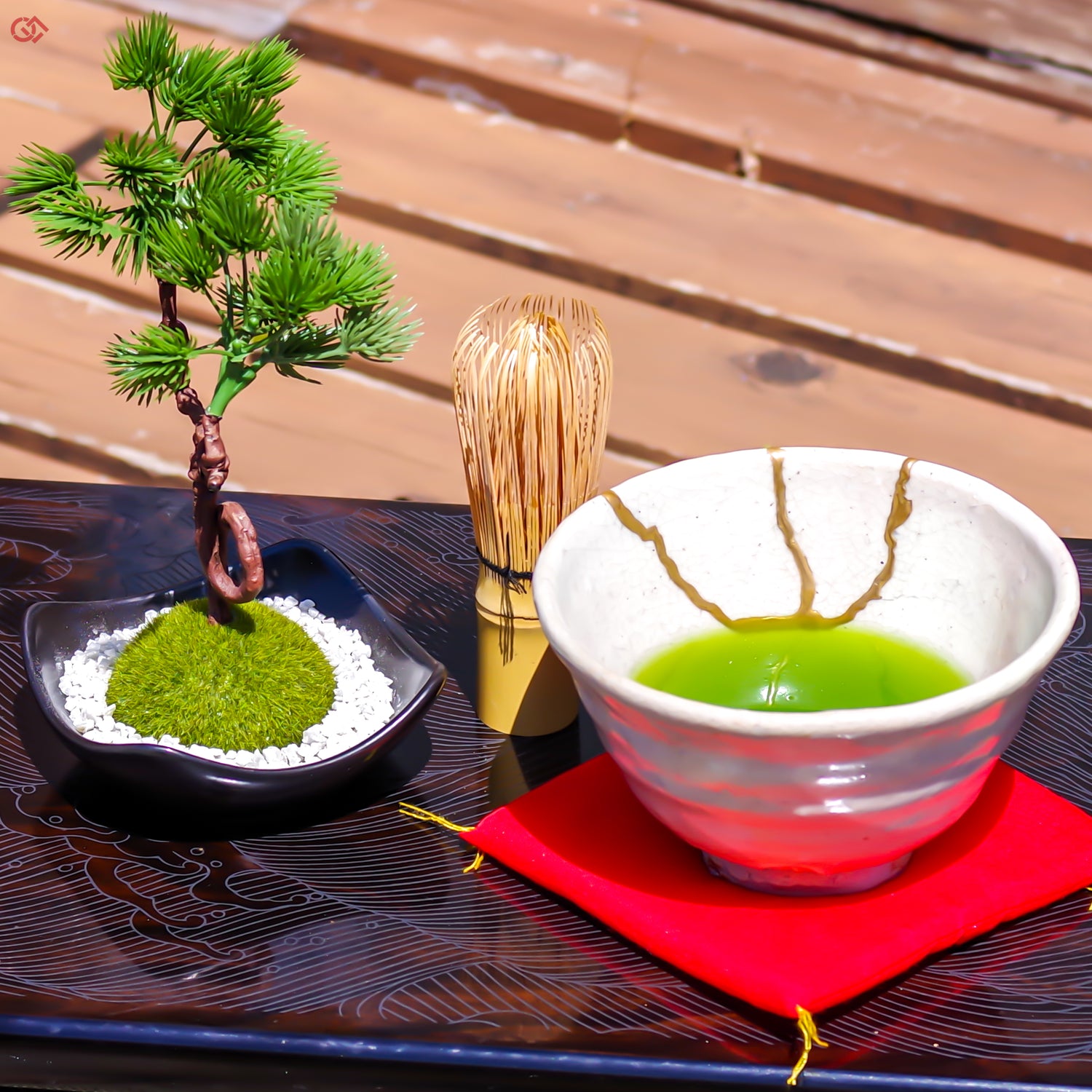 Image of Authentic Kintsugi pottery in use