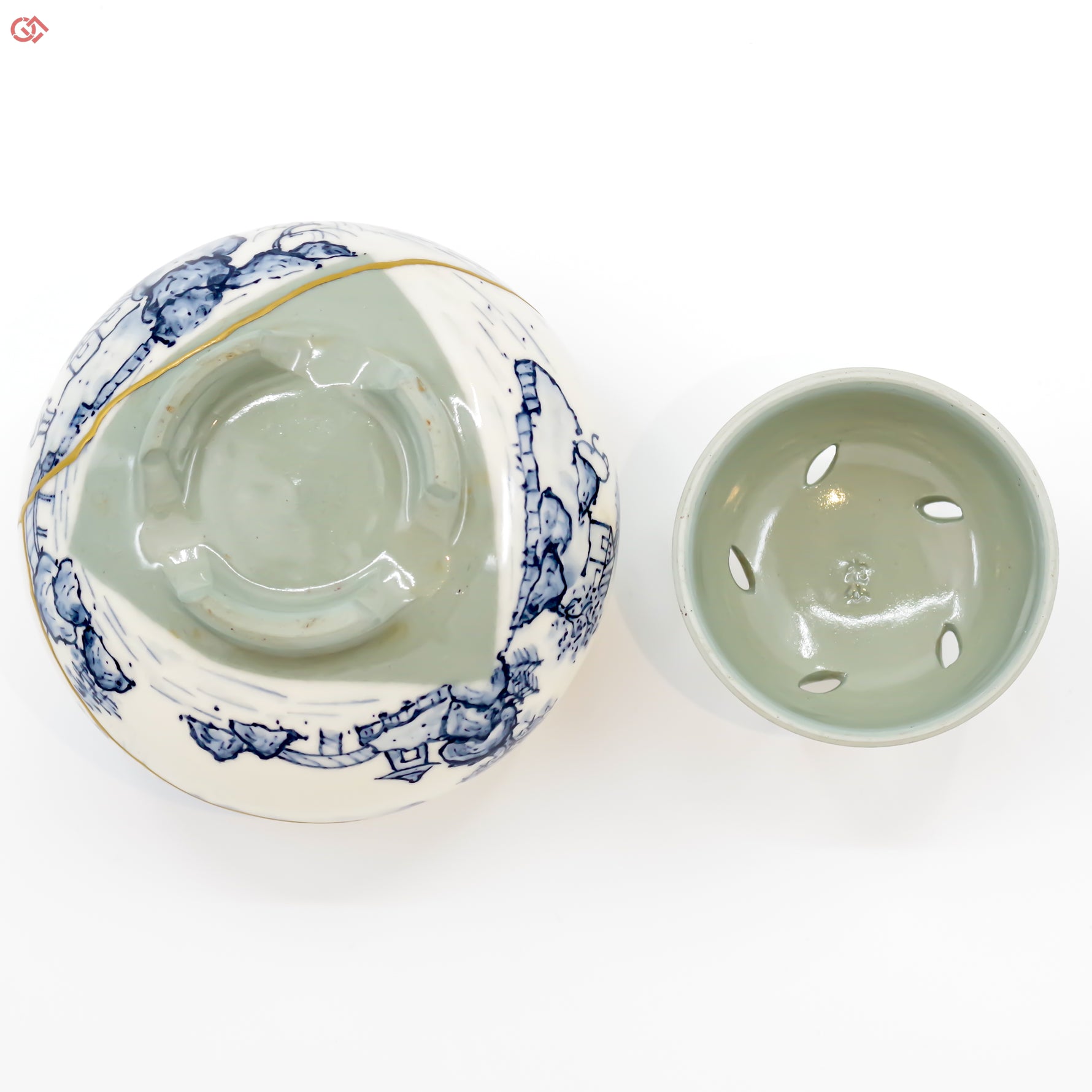 Image of the bottom of Authentic Kintsugi pottery