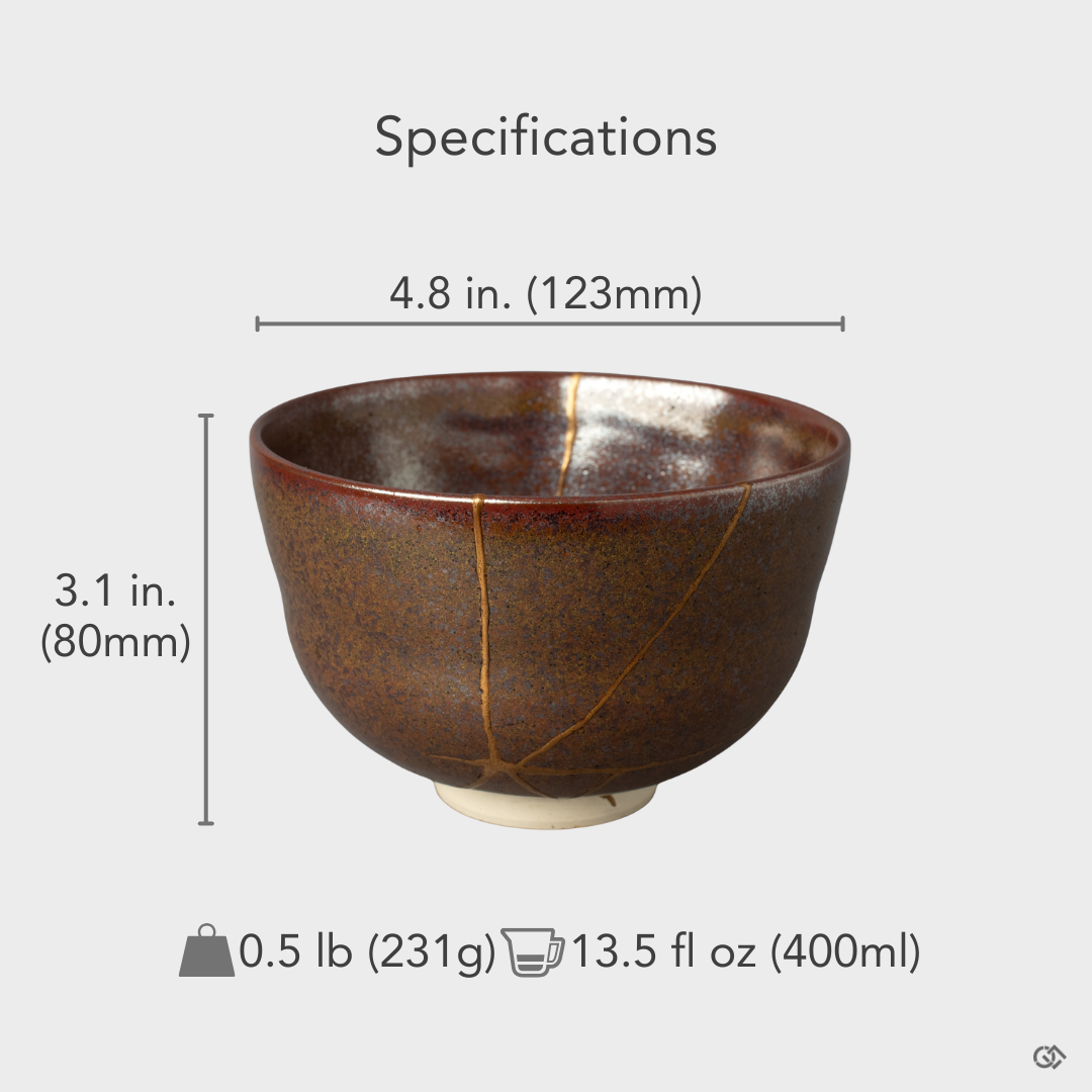A size-reference image of the Kyoto ware kintsugi matcha bowl, its balanced proportions a physical philosophy in form.