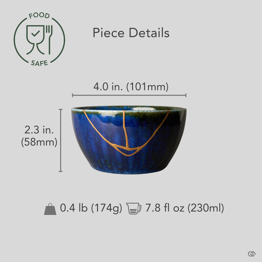 Size reference for a Japanese kintsugi bowl in Mino ware: 101 mm wide, 58 mm tall, 174 g, 230 ml, restored with natural urushi and 24K gold.