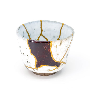 Authentic kintsugi Shigaraki ware tea cup Nashiji with warm earth-toned glaze and 24K gold repair — reflecting our beautiful imperfections, praised by a returning customer from Ontario Canada
