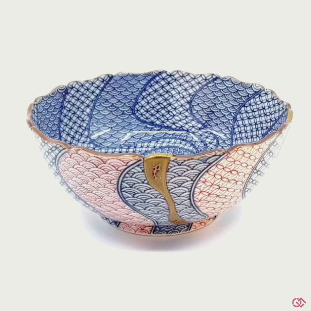 360-degree view of Authentic Kintsugi potery