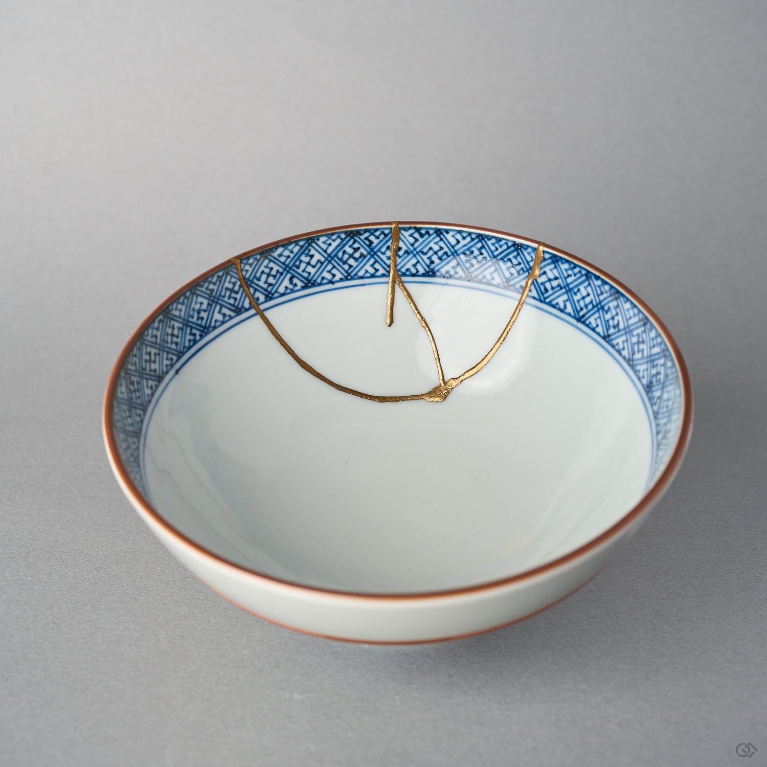 rice-bowl-authentic-kintsugi-kyoto-ware-24k-gold-food-safe-interior-close-up-1-at0175