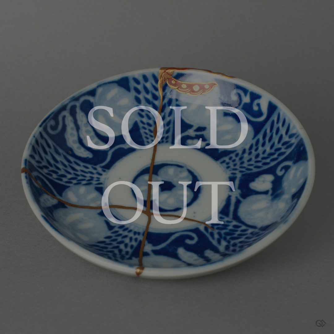 Sold-out Kintsugi ceramic piece restored with natural urushi lacquer and pure gold, celebrating a beauty in imperfection.