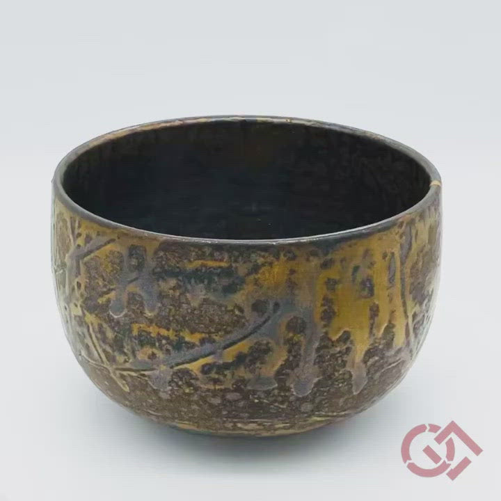 Kintsugi tea bowl