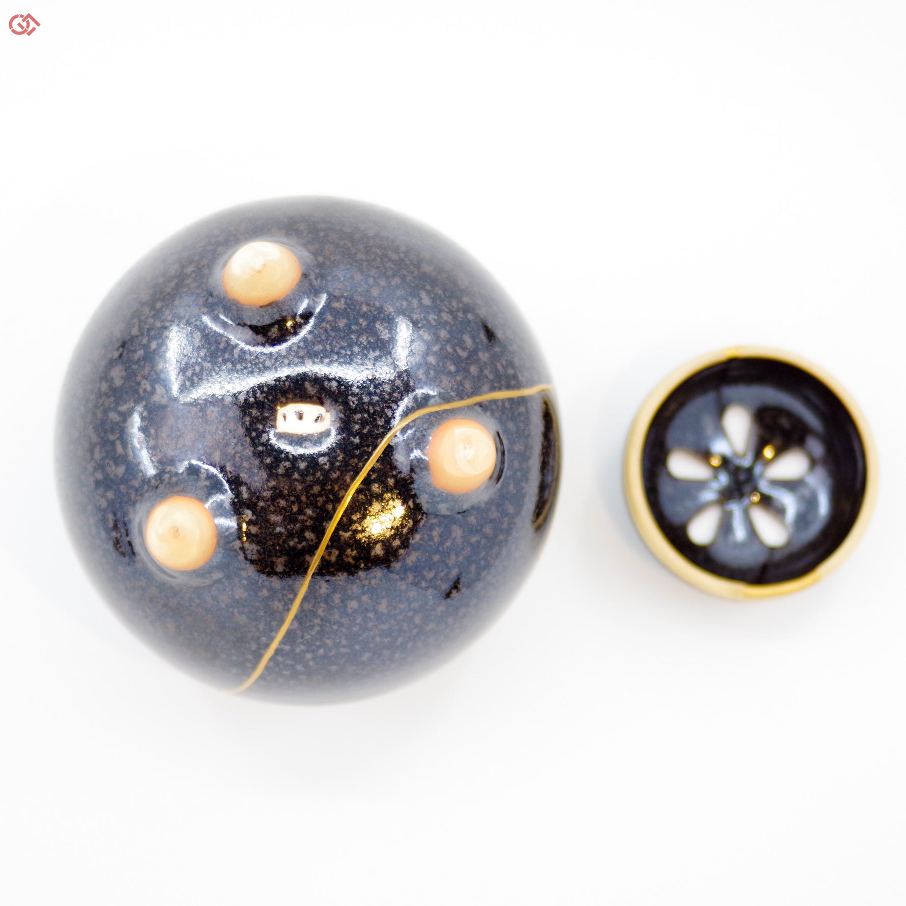 Image of the bottom of Authentic Kintsugi pottery