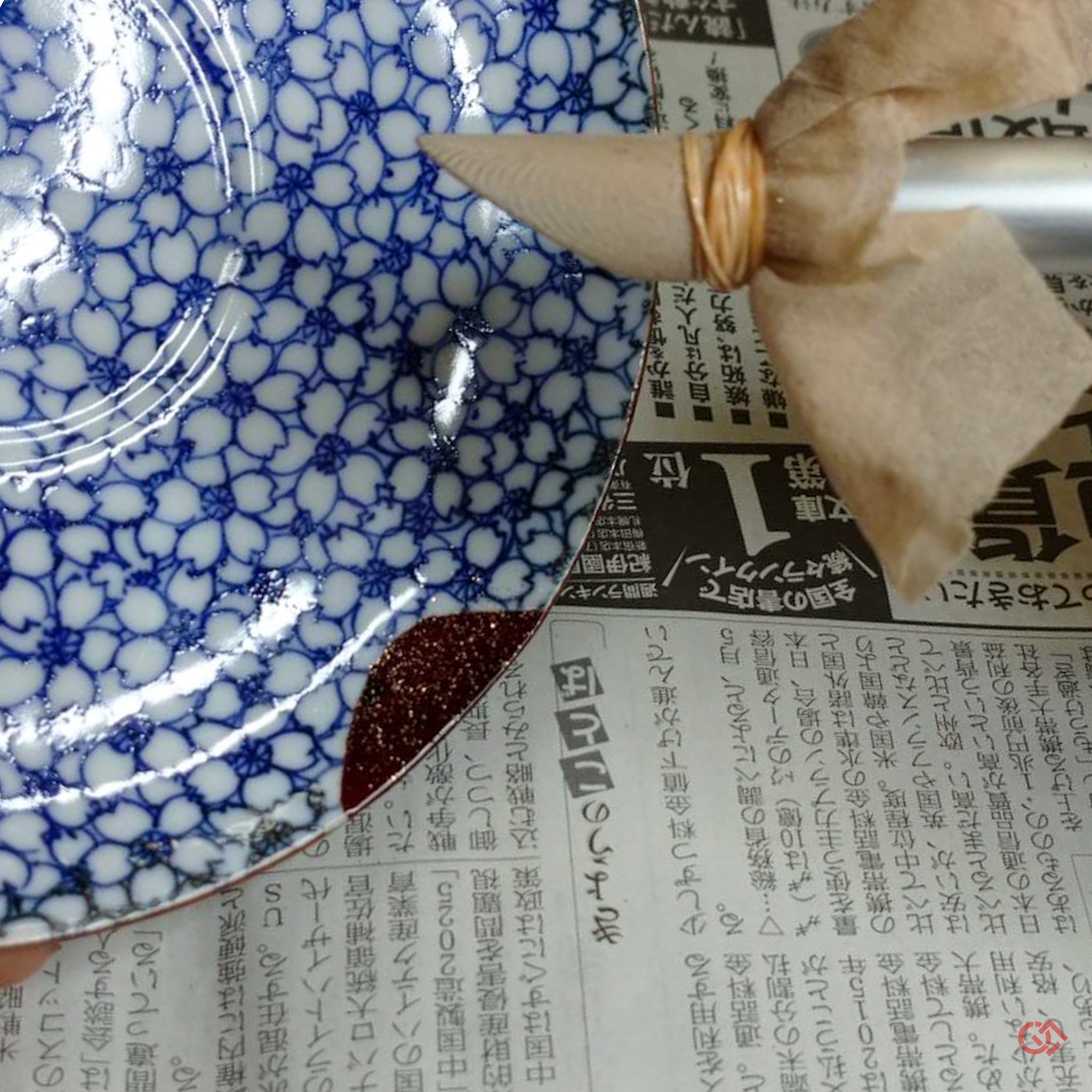 Unique Kintsugi Kyoto ware Cup & Saucer, Sometsuke Cherry Flower w/Maki-e Platinum