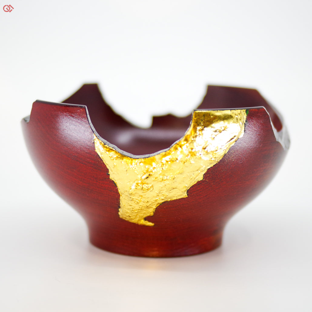 Enlarged view of authentic Kintsugi art