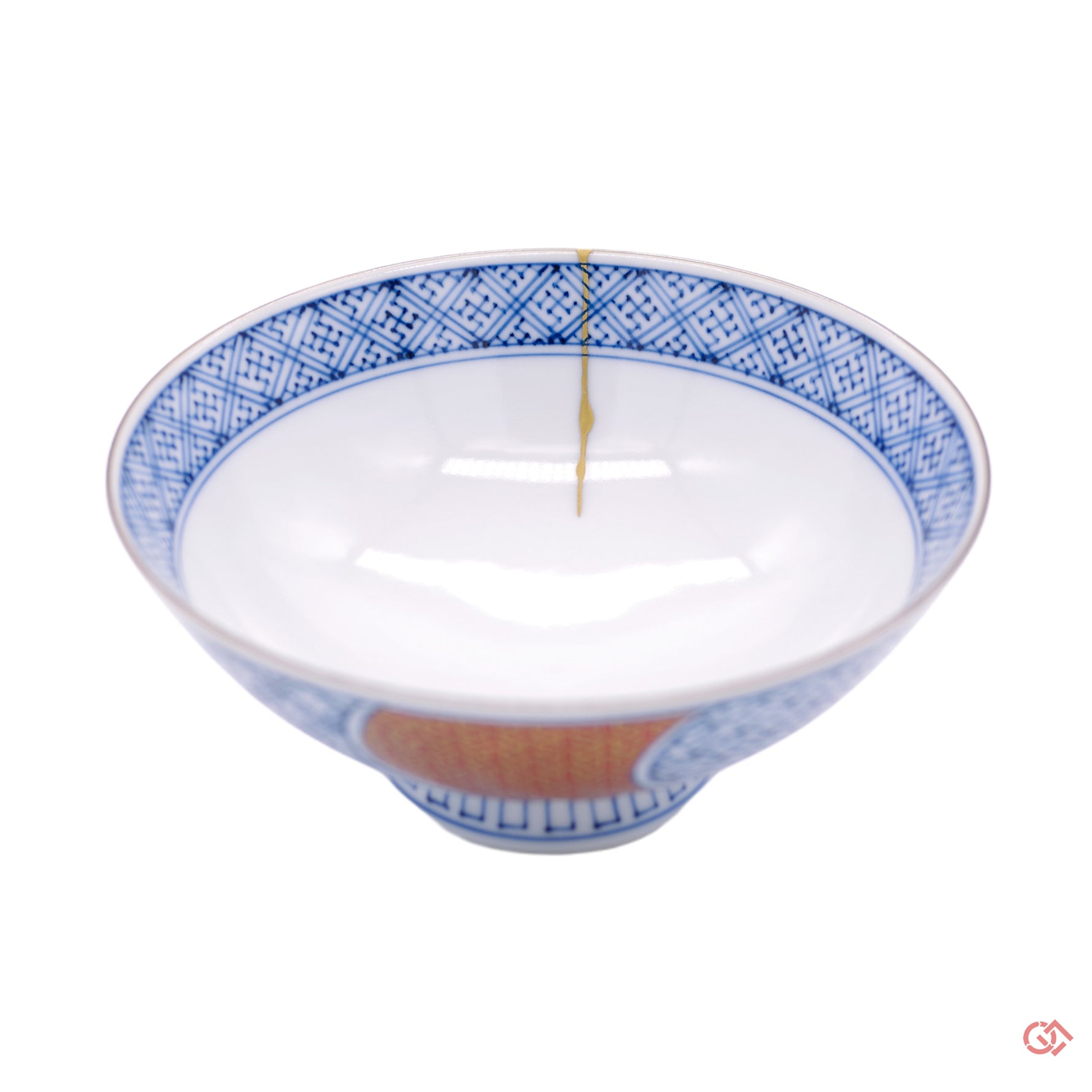 Kintsugi pottery