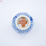 Photo of the bottom of authentic Kintsugi art