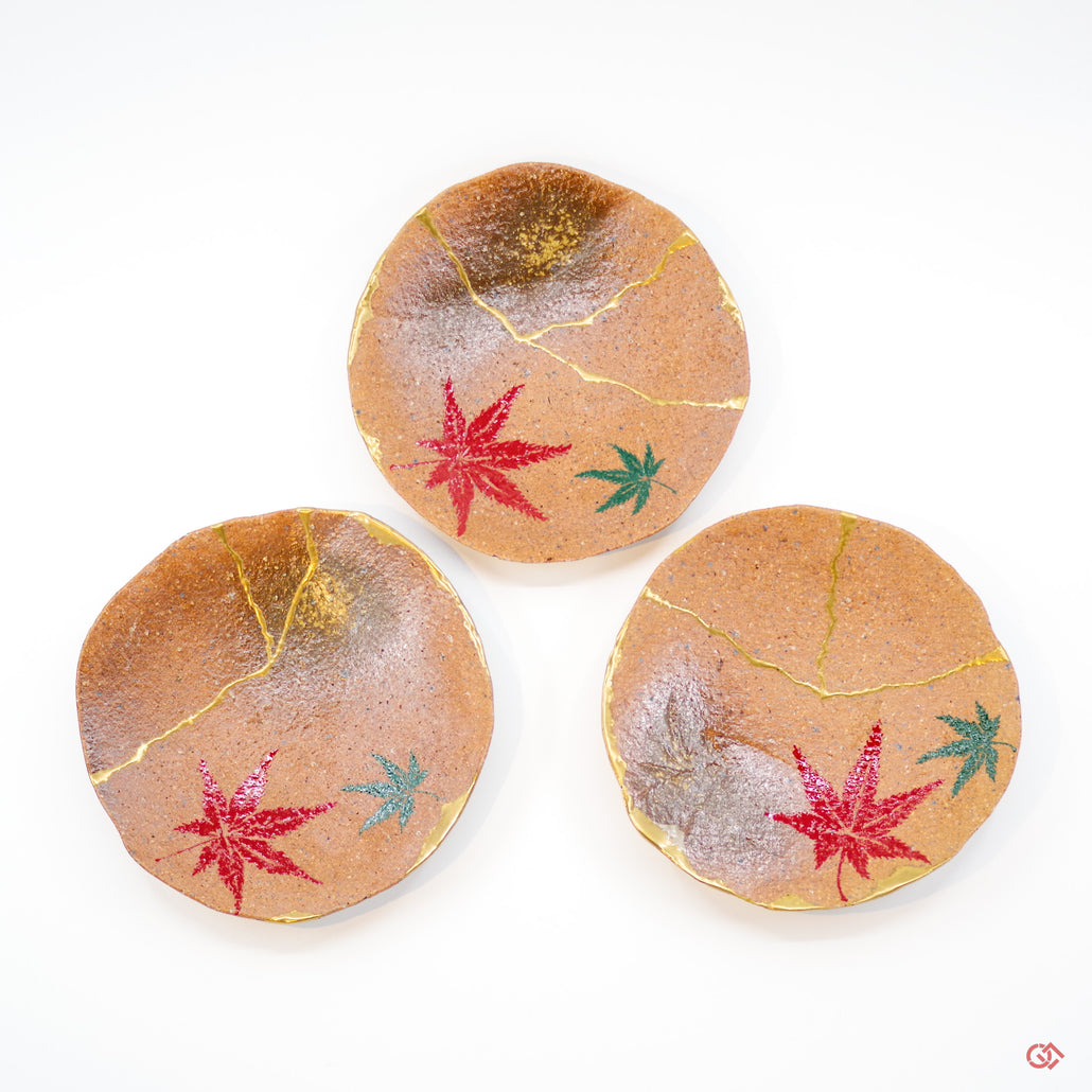 Set of three Kintsugi small plates