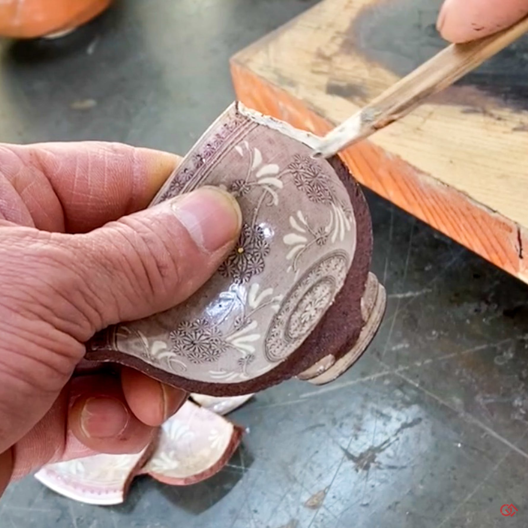 Kintsugi repair