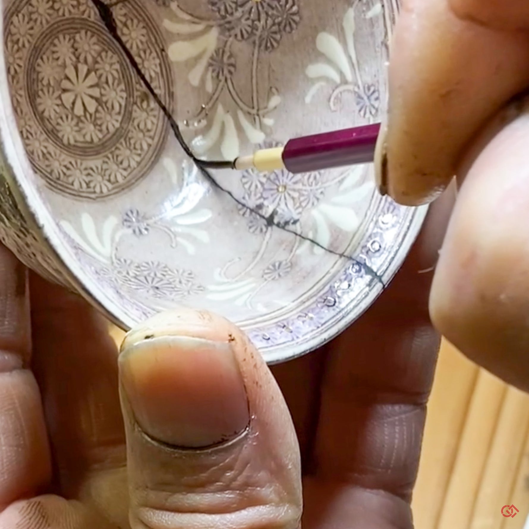 Kintsugi repair